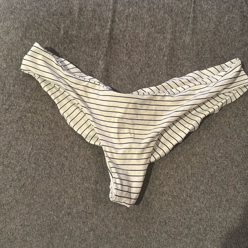 BOYS + ARROWS Kiki Bikini Bottom in Bandito - Large